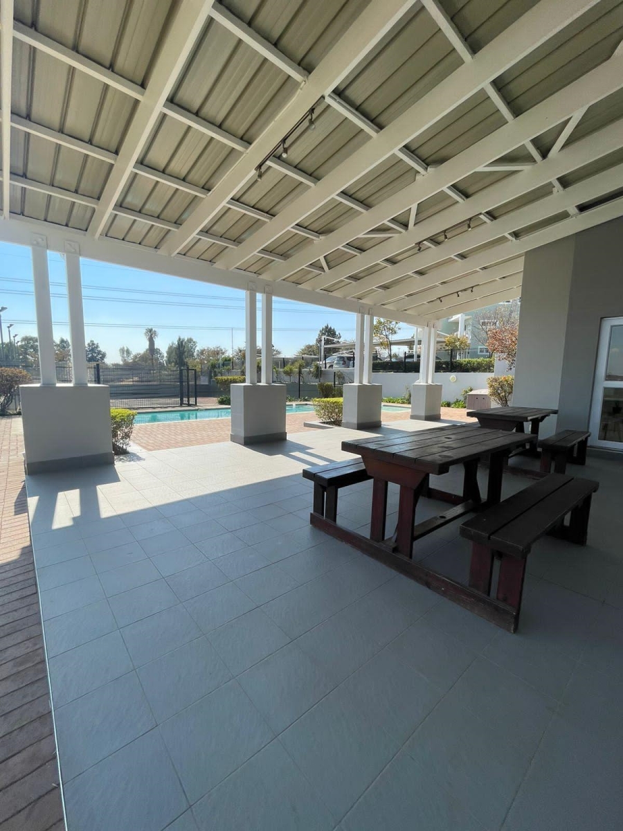 1 Bedroom Property for Sale in Paulshof Gauteng