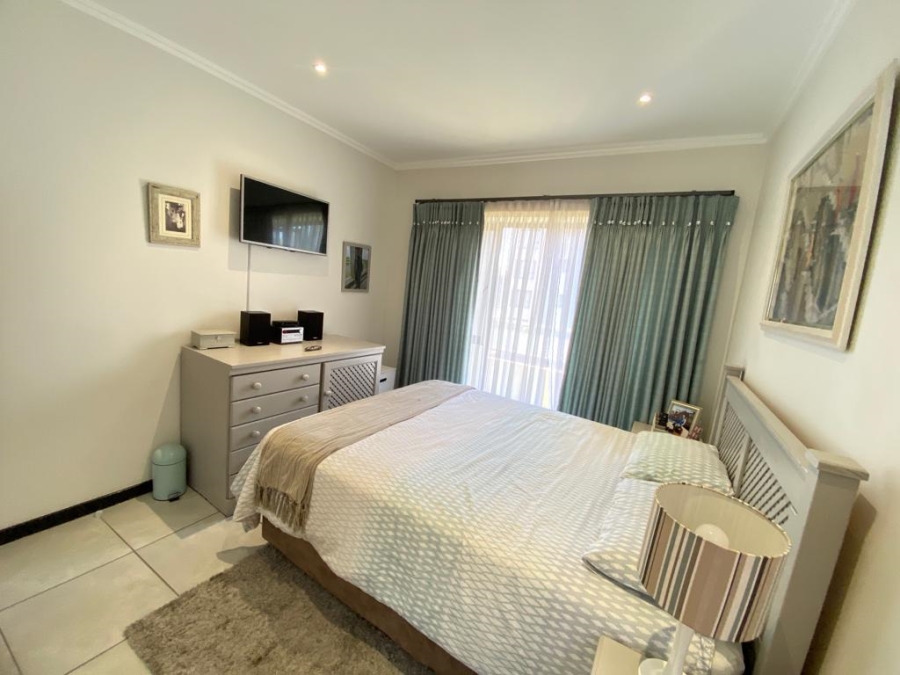 1 Bedroom Property for Sale in Fourways Gauteng