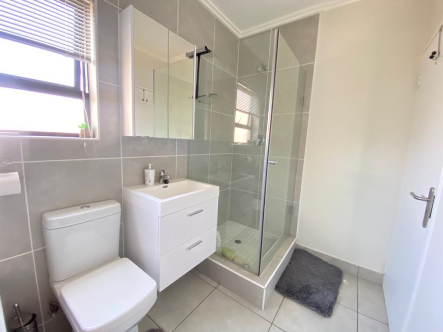 1 Bedroom Property for Sale in Fourways Gauteng