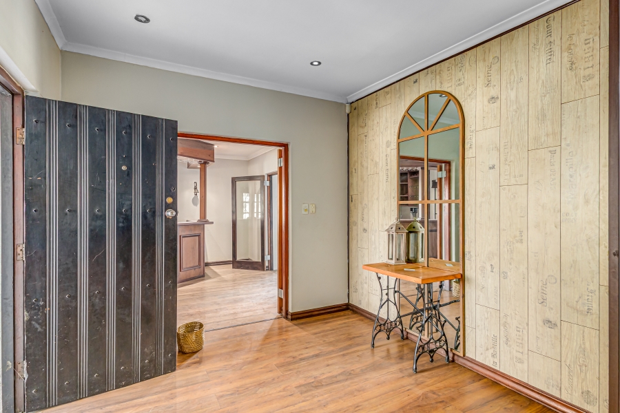5 Bedroom Property for Sale in Chartwell Gauteng