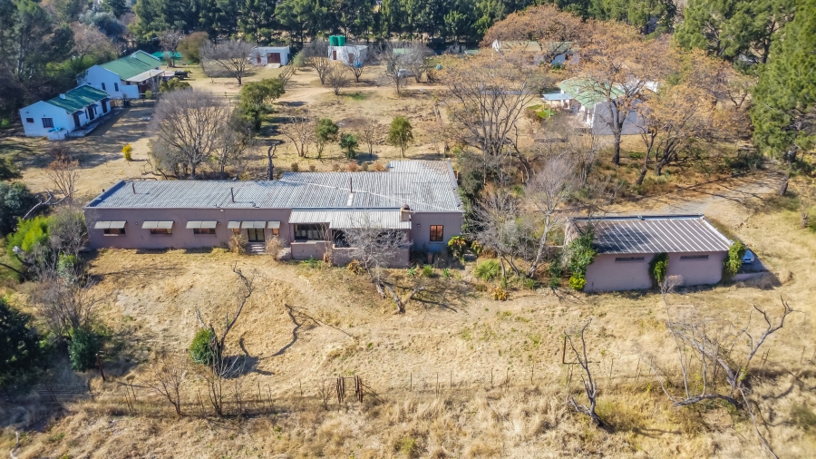 5 Bedroom Property for Sale in Chartwell Gauteng