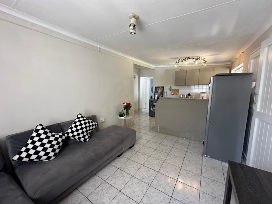 To Let 2 Bedroom Property for Rent in Eden Glen Gauteng