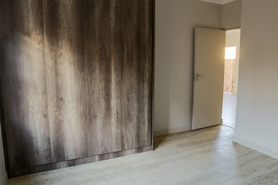 To Let 2 Bedroom Property for Rent in Kyalami Gauteng