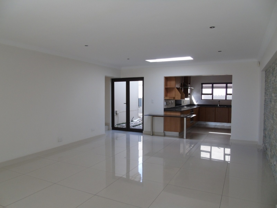 To Let 4 Bedroom Property for Rent in Dainfern Ridge Gauteng