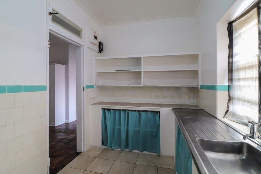 18 Bedroom Property for Sale in Rosettenville Gauteng