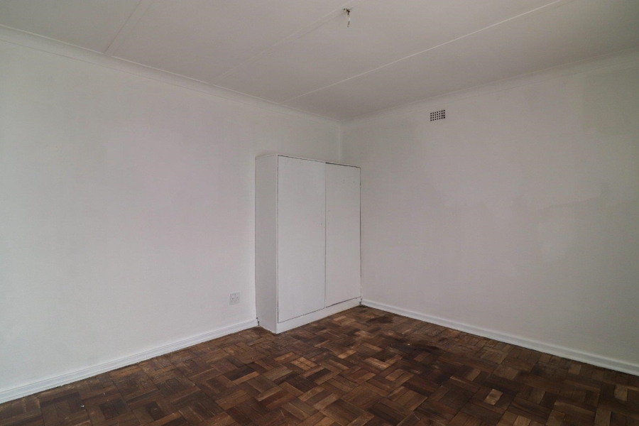 18 Bedroom Property for Sale in Rosettenville Gauteng