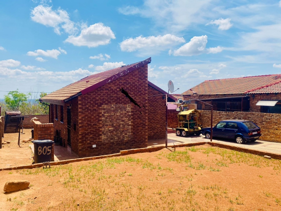 2 Bedroom Property for Sale in The Orchards Gauteng