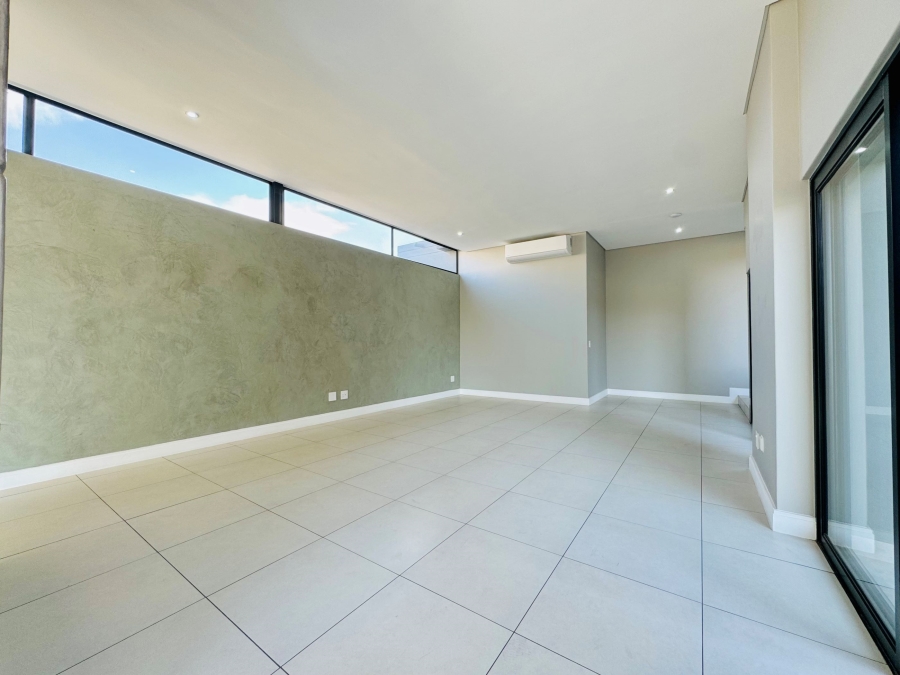 7 Bedroom Property for Sale in Midstream Ridge Gauteng
