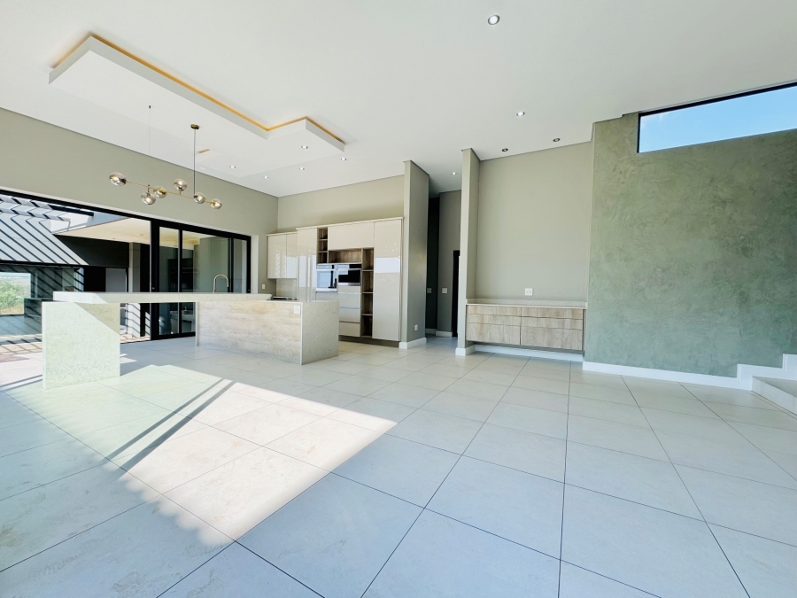 7 Bedroom Property for Sale in Midstream Ridge Gauteng
