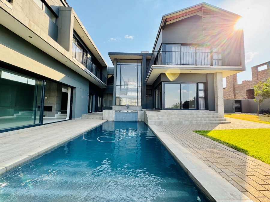 7 Bedroom Property for Sale in Midstream Ridge Gauteng