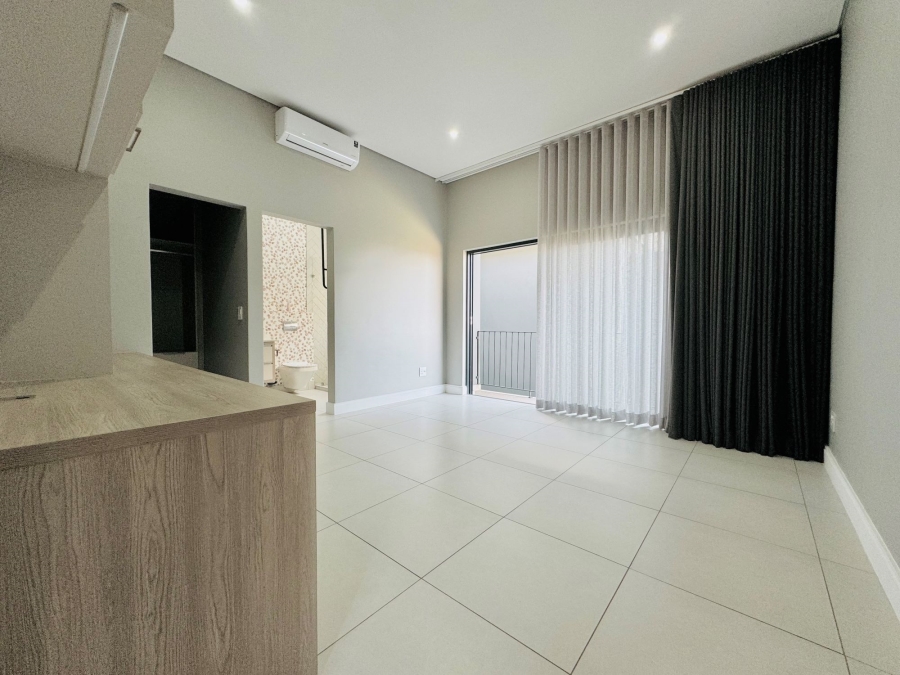 7 Bedroom Property for Sale in Midstream Ridge Gauteng