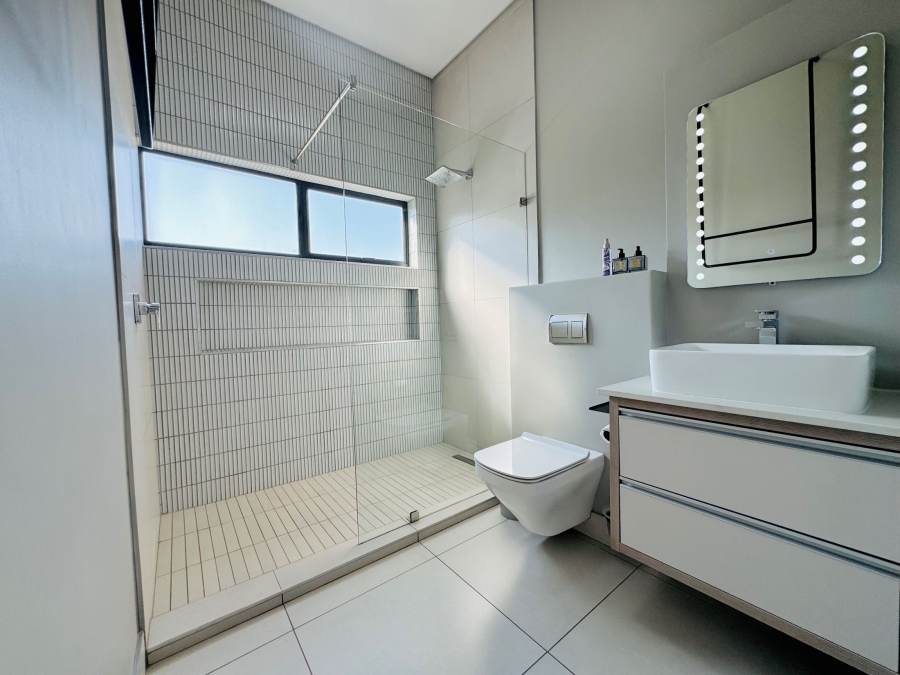 7 Bedroom Property for Sale in Midstream Ridge Gauteng