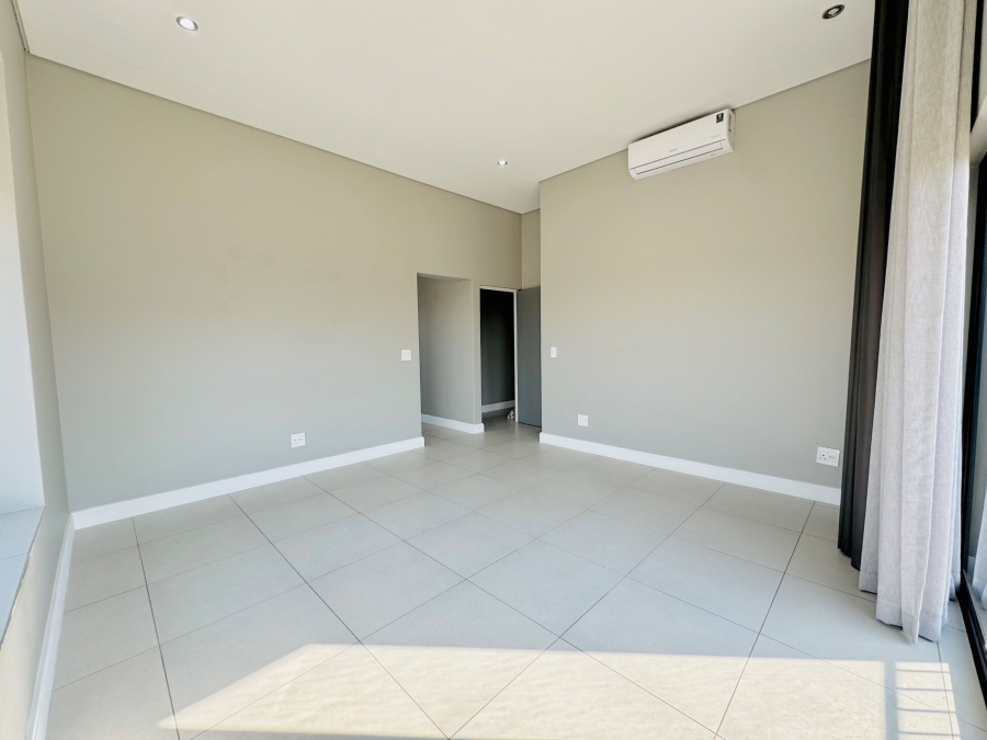 7 Bedroom Property for Sale in Midstream Ridge Gauteng