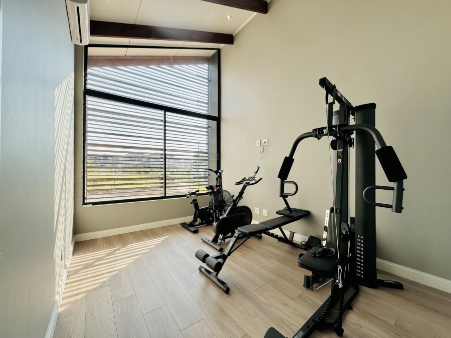 7 Bedroom Property for Sale in Midstream Ridge Gauteng