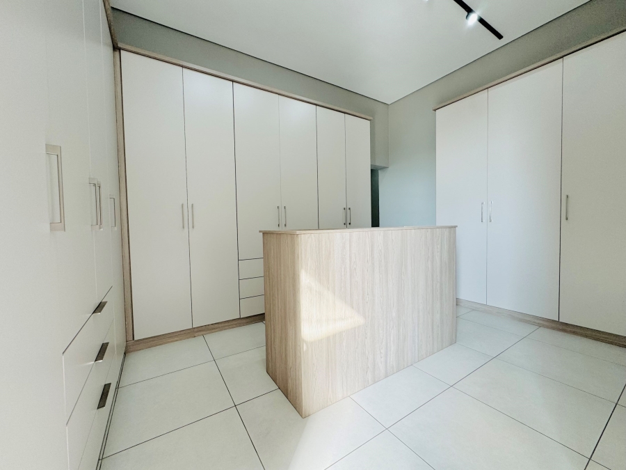 7 Bedroom Property for Sale in Midstream Ridge Gauteng