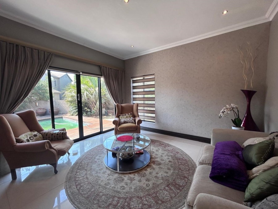 5 Bedroom Property for Sale in Midlands Estate Gauteng