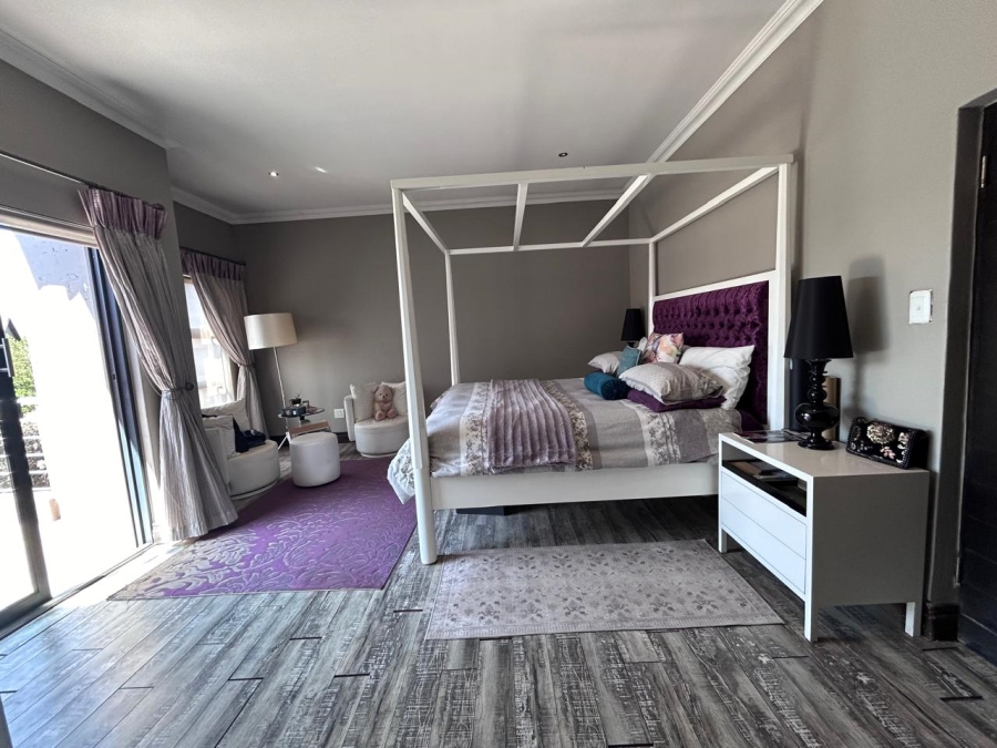 5 Bedroom Property for Sale in Midlands Estate Gauteng