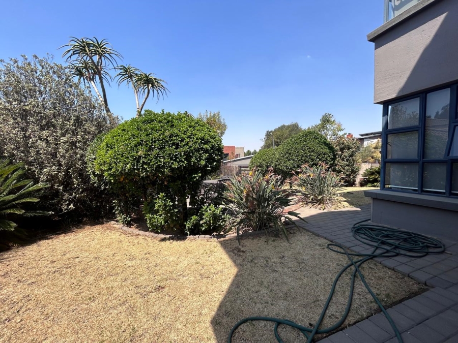 5 Bedroom Property for Sale in Midlands Estate Gauteng