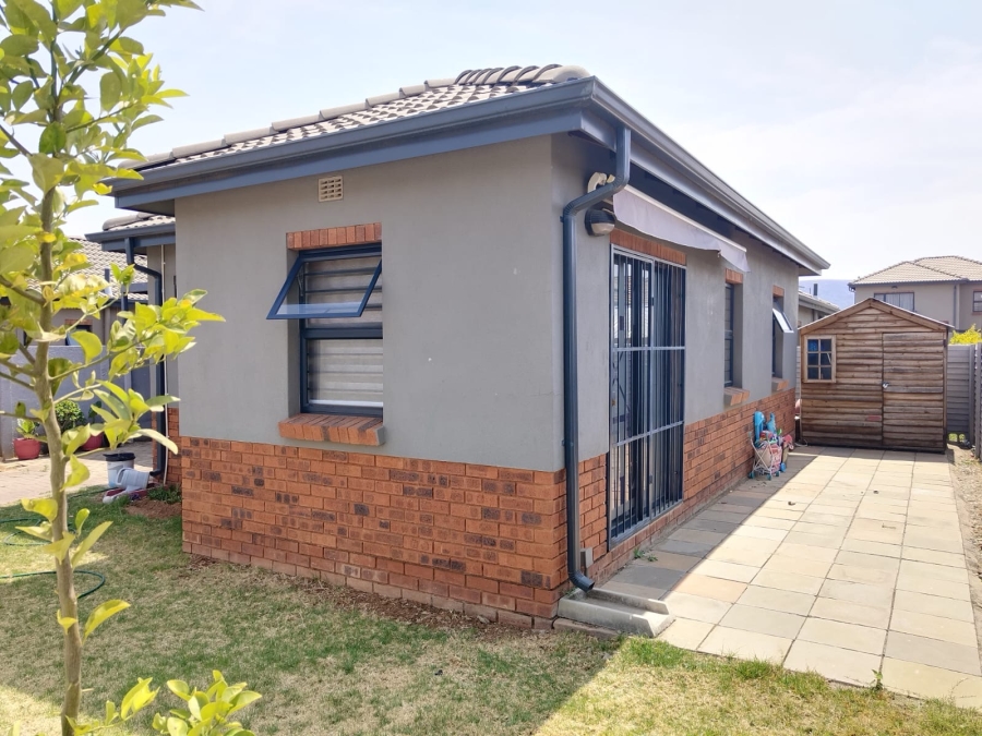 3 Bedroom Property for Sale in Andeon Gauteng