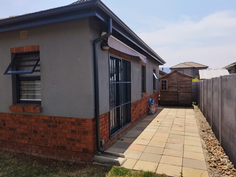 3 Bedroom Property for Sale in Andeon Gauteng