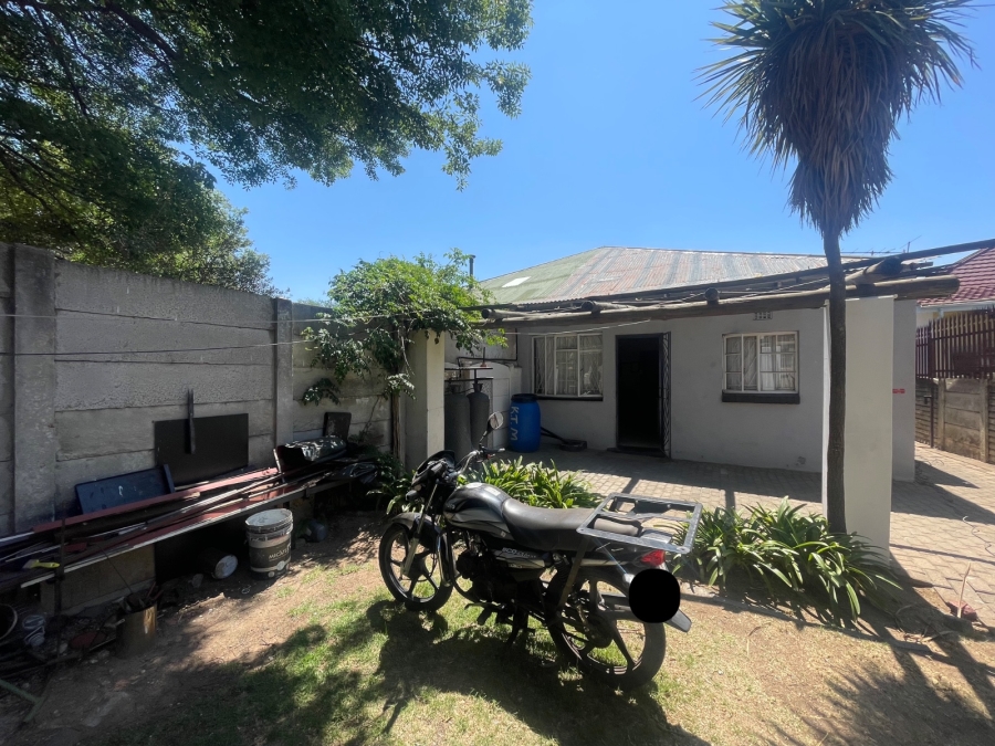 5 Bedroom Property for Sale in Brixton Gauteng