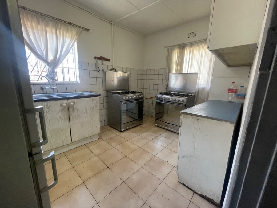 5 Bedroom Property for Sale in Brixton Gauteng