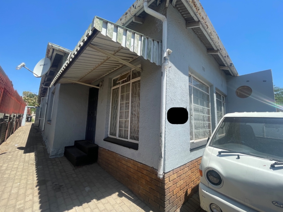 5 Bedroom Property for Sale in Brixton Gauteng
