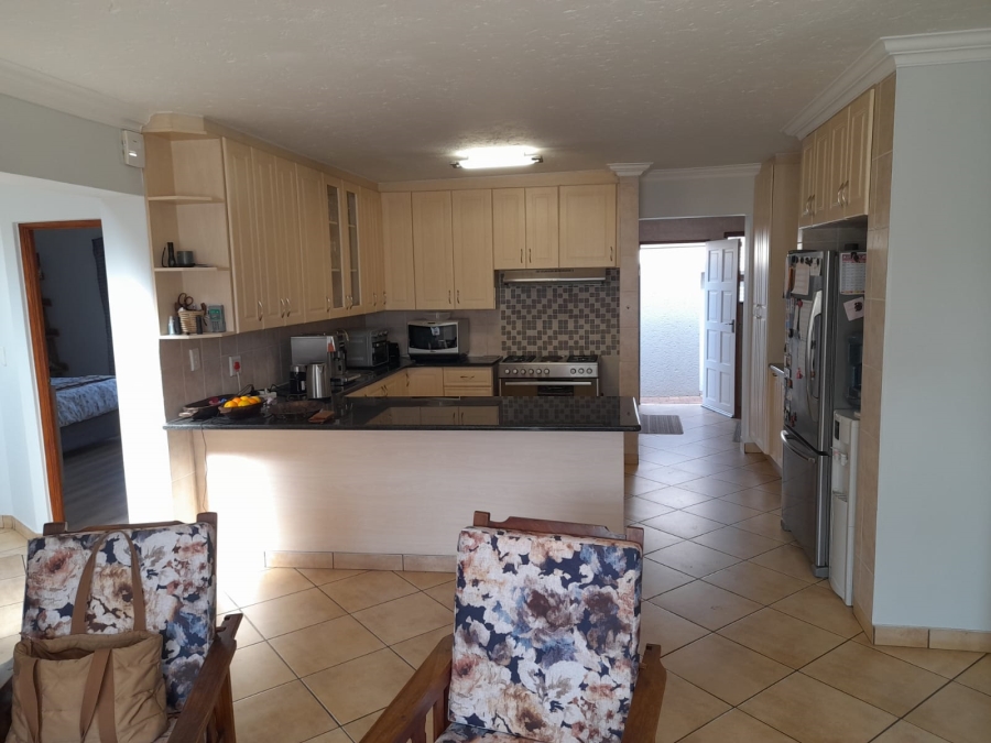 4 Bedroom Property for Sale in Eldoraigne Gauteng