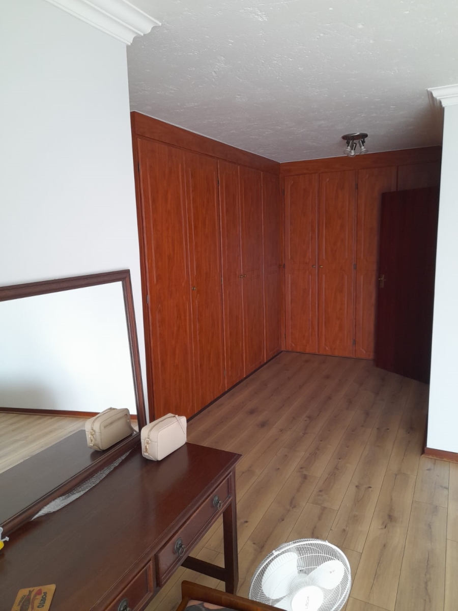 4 Bedroom Property for Sale in Eldoraigne Gauteng