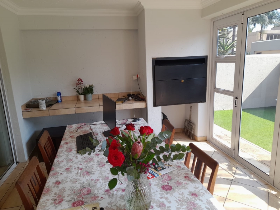 4 Bedroom Property for Sale in Eldoraigne Gauteng