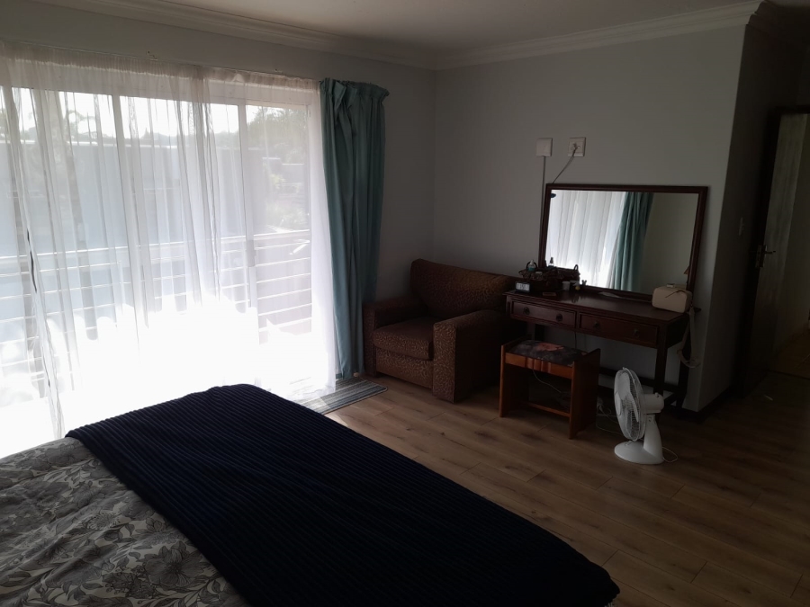 4 Bedroom Property for Sale in Eldoraigne Gauteng