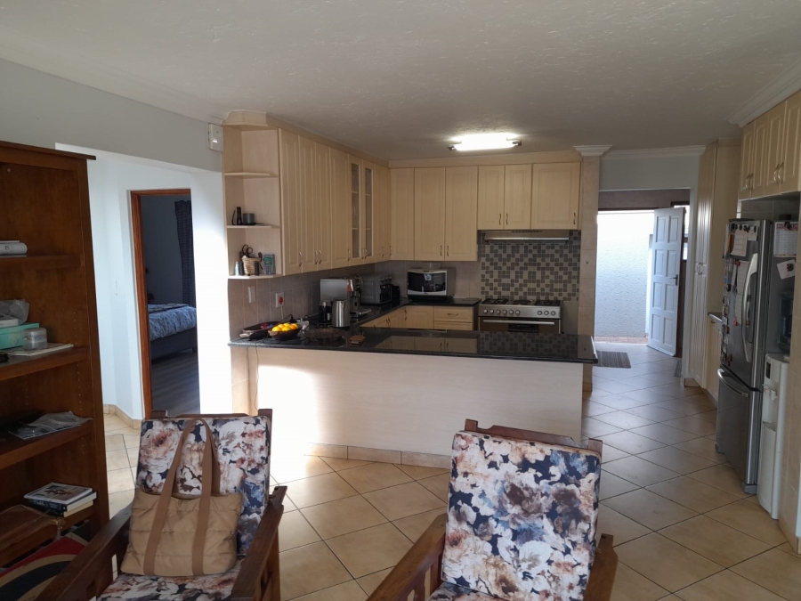4 Bedroom Property for Sale in Eldoraigne Gauteng