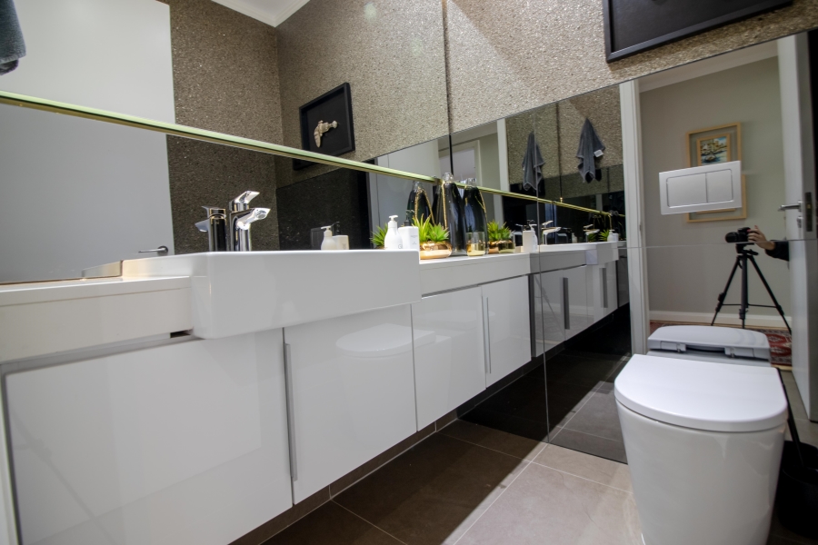 2 Bedroom Property for Sale in Morningside Gauteng