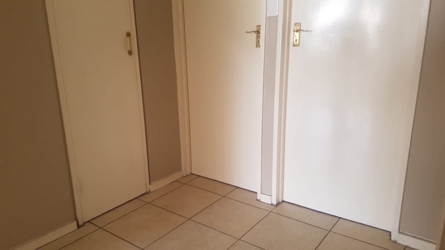 To Let 2 Bedroom Property for Rent in Sunnyside Gauteng