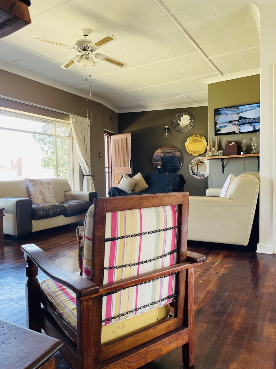 3 Bedroom Property for Sale in Monument Gauteng
