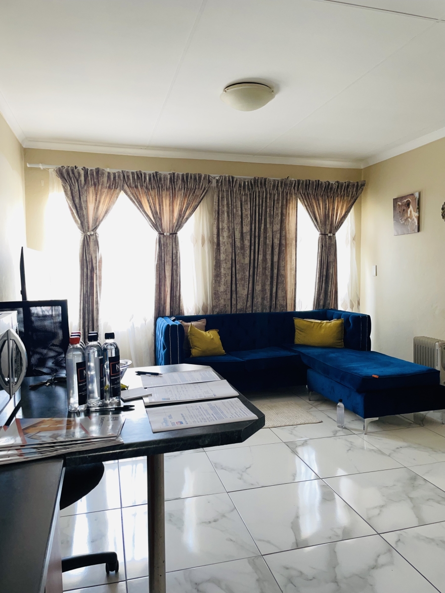 2 Bedroom Property for Sale in Krugersdorp Gauteng