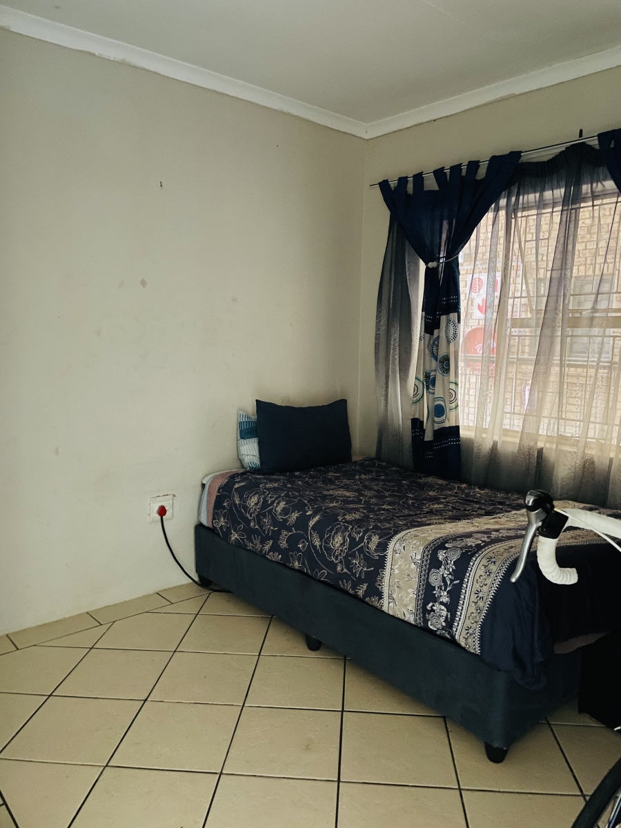 2 Bedroom Property for Sale in Krugersdorp Gauteng