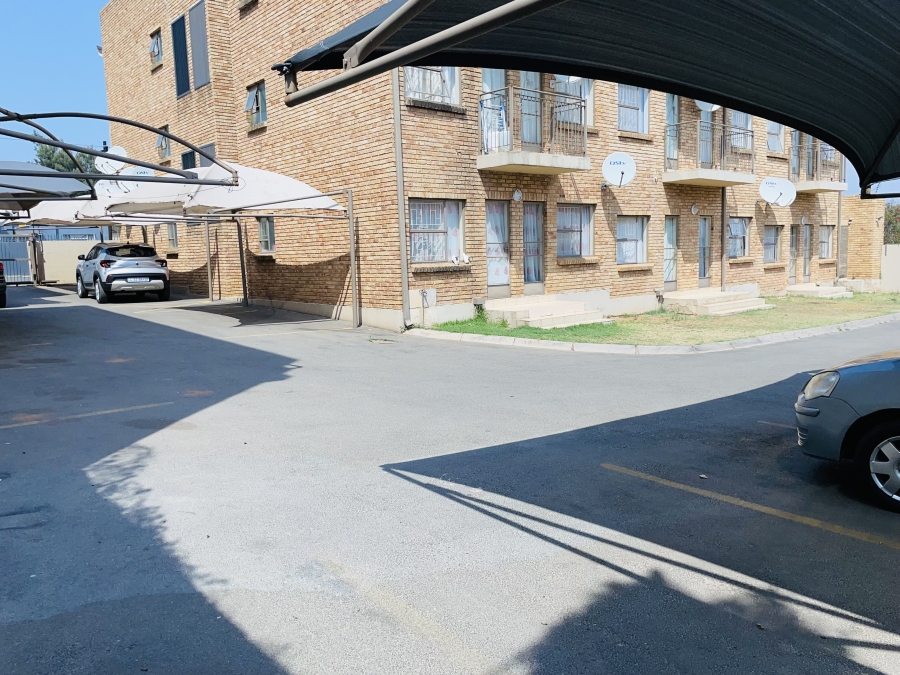 2 Bedroom Property for Sale in Krugersdorp Gauteng