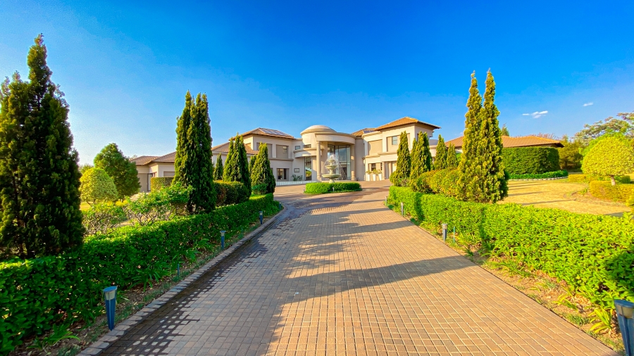 7 Bedroom Property for Sale in Saddlebrook Estate Gauteng