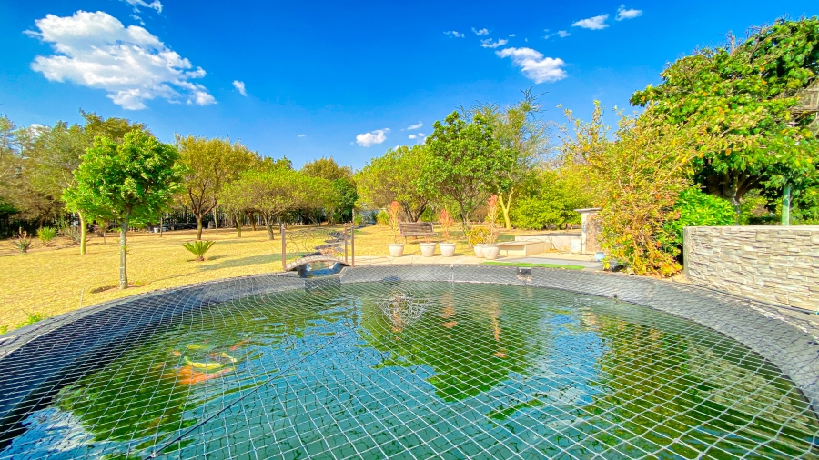 7 Bedroom Property for Sale in Saddlebrook Estate Gauteng