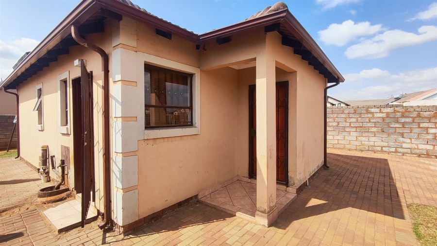 3 Bedroom Property for Sale in Alliance Gauteng