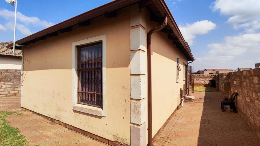 3 Bedroom Property for Sale in Alliance Gauteng