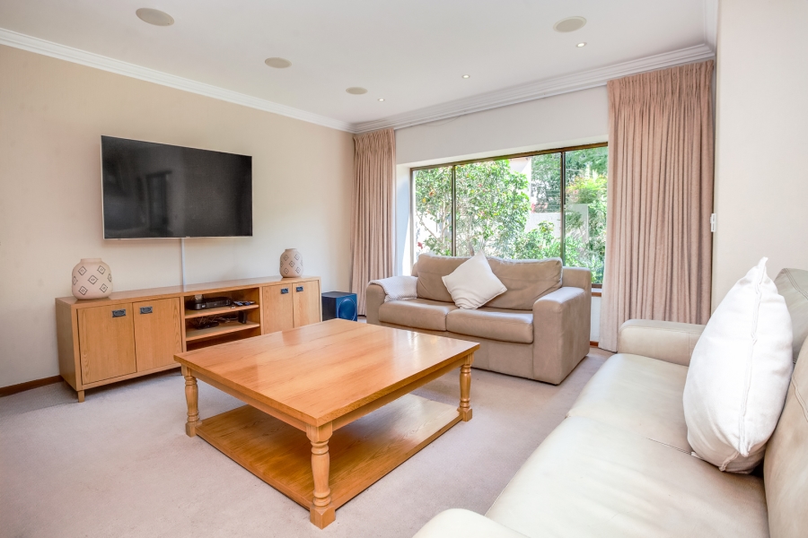 2 Bedroom Property for Sale in Khyber Rock Gauteng