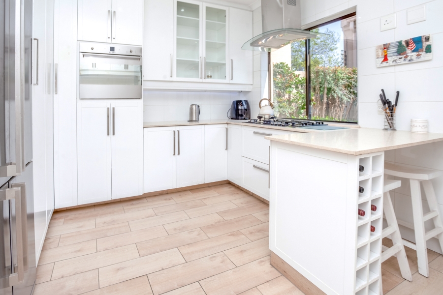 2 Bedroom Property for Sale in Khyber Rock Gauteng
