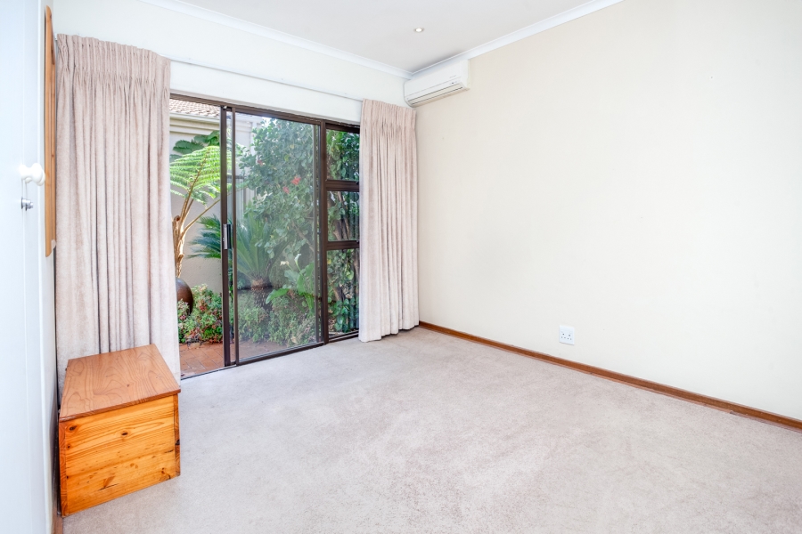 2 Bedroom Property for Sale in Khyber Rock Gauteng
