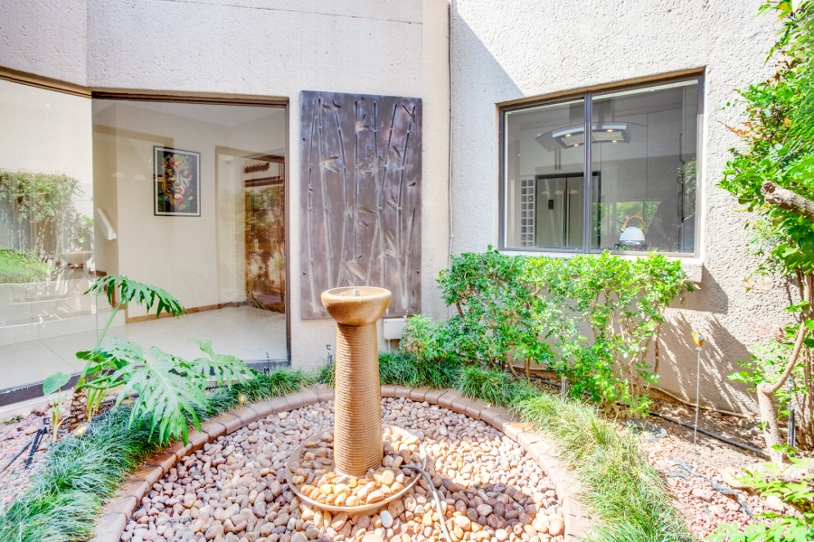 2 Bedroom Property for Sale in Khyber Rock Gauteng