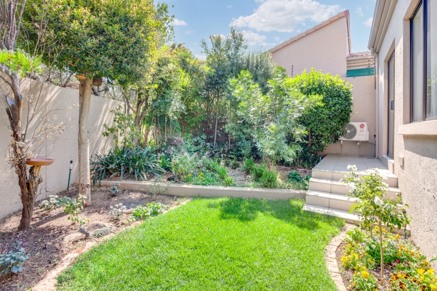 2 Bedroom Property for Sale in Khyber Rock Gauteng