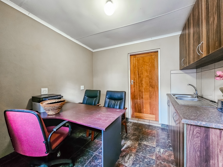 3 Bedroom Property for Sale in Garsfontein Gauteng