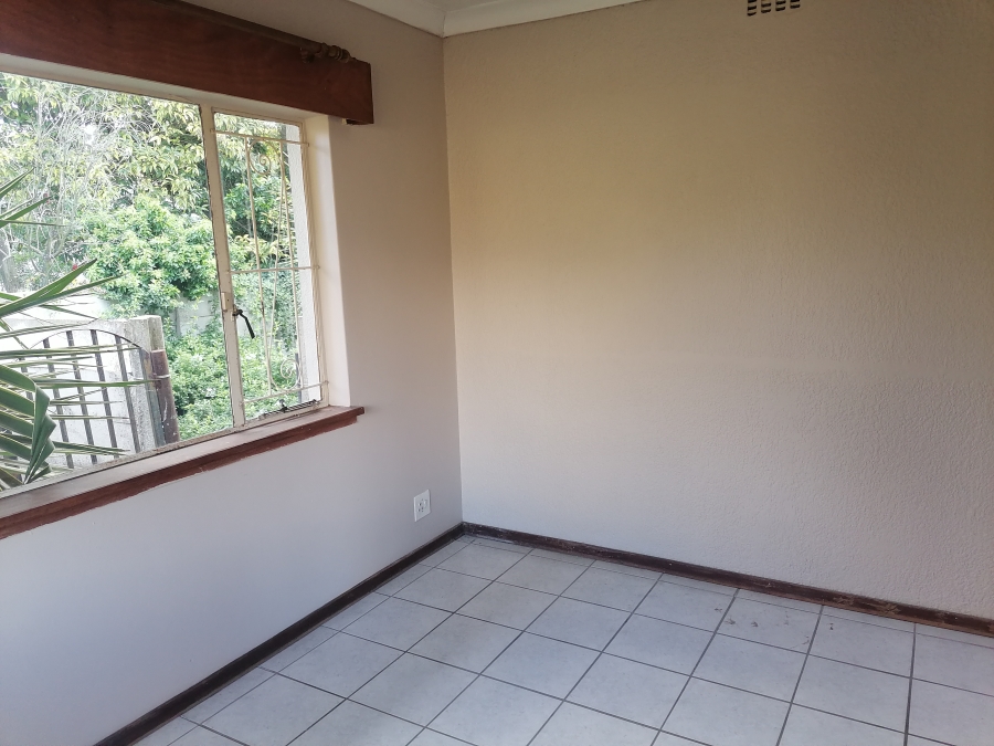 To Let 6 Bedroom Property for Rent in Horison Gauteng
