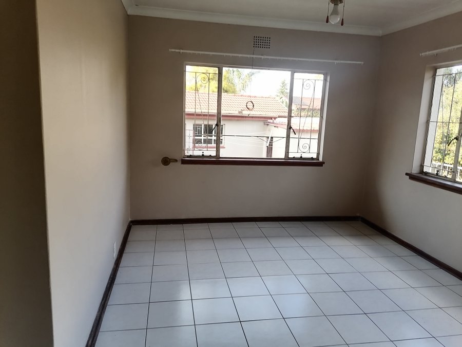 To Let 6 Bedroom Property for Rent in Horison Gauteng